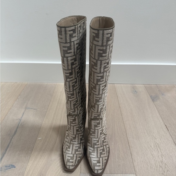 Fendi Zucca FF Logo Velvet Boots - Picture 3 of 9